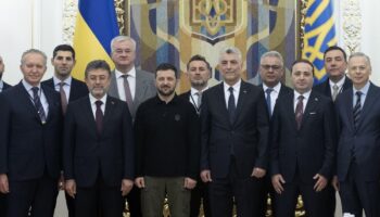 zelenskiy turkiye ile serbest ticaret anlasmasini onaylamaya haziriz IXS1NS9u