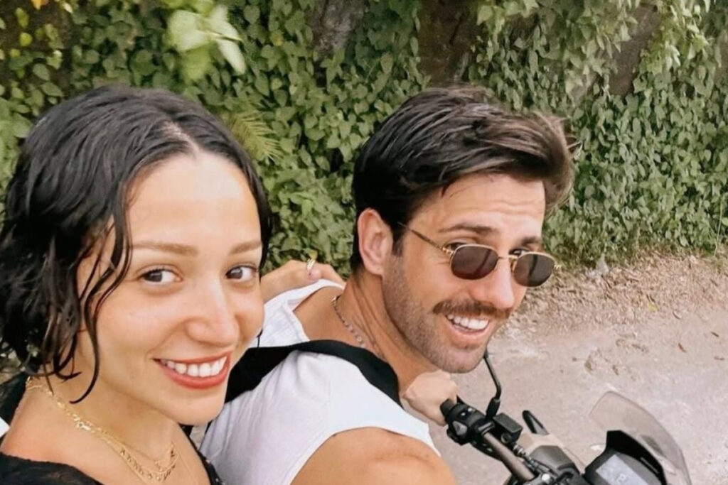 zeynep bastik ve serkay tutuncunun romantik bali tatili 1nptIvfq