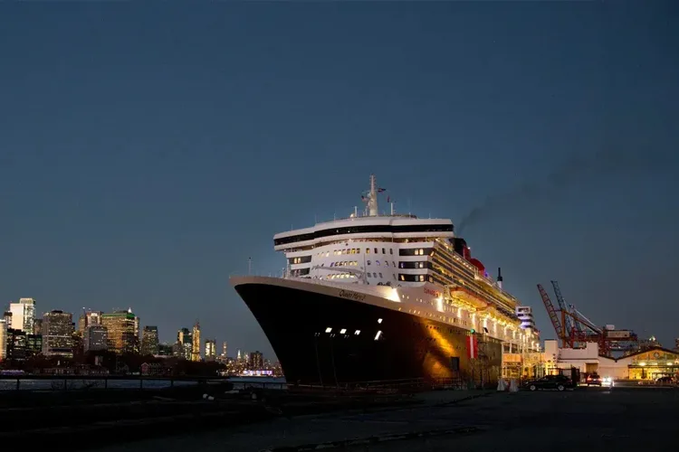 170 bin liraya hastalik turu dunyanin en buyuk transatlantik yolcu gemisi queen mary 2de
