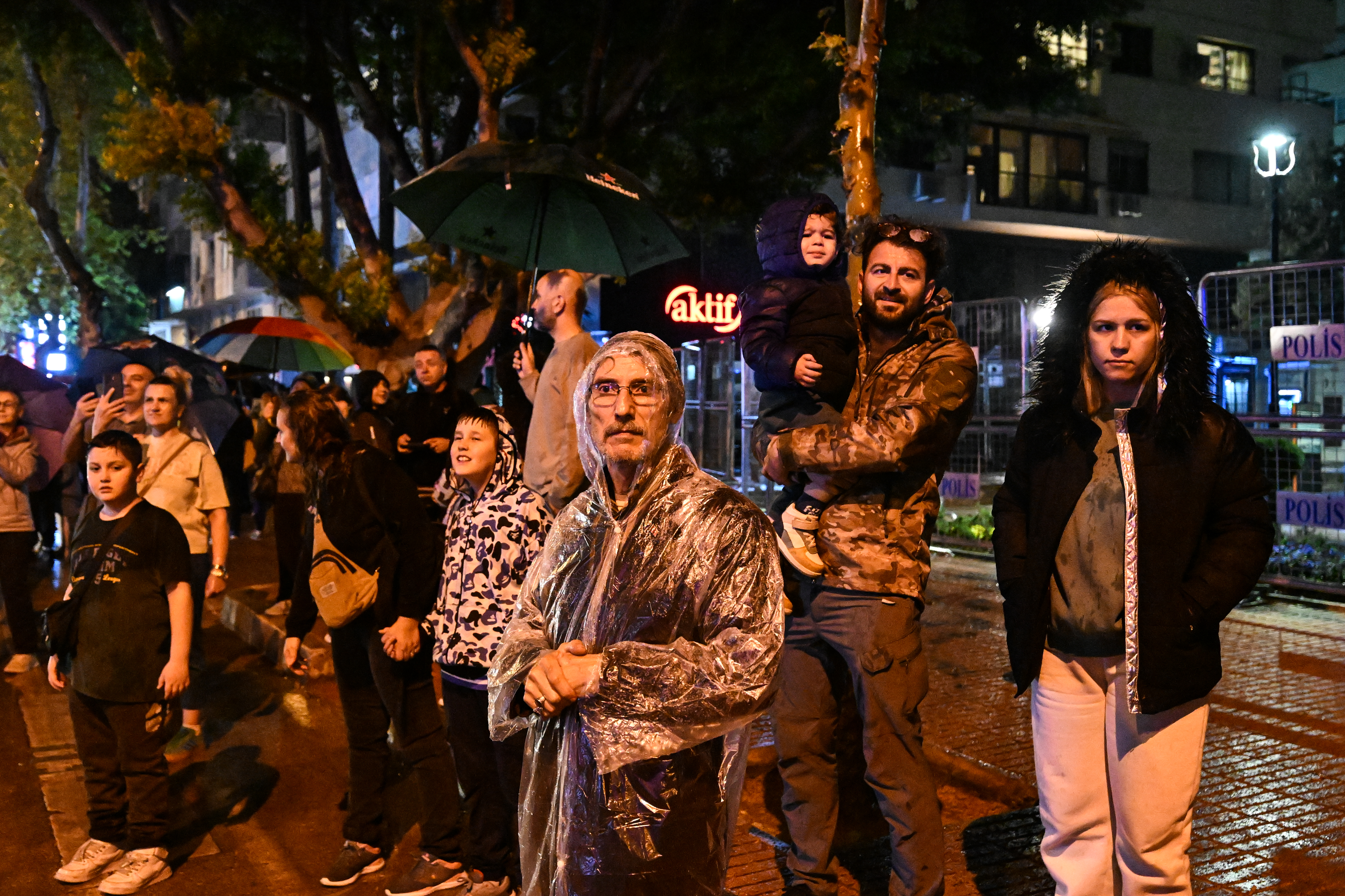 24 sabanci uluslararasi adana tiyatro festivali basladi 0 SaGm2FEO
