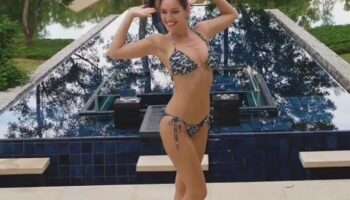 45 yasindaki unlu model kelly brooktan tatil pozlari ucErBWBL