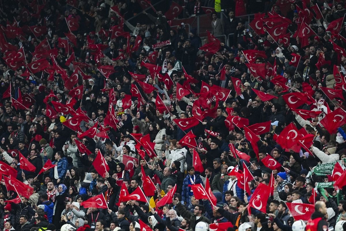 a milli futbol takimi tarihindeki 639uncu maci yarin macaristanla oynayacak 1 TPsbywrO