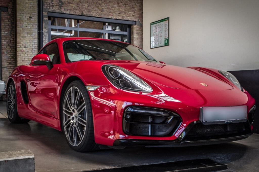 abdde porsche satislari dustu AjBvzdg2