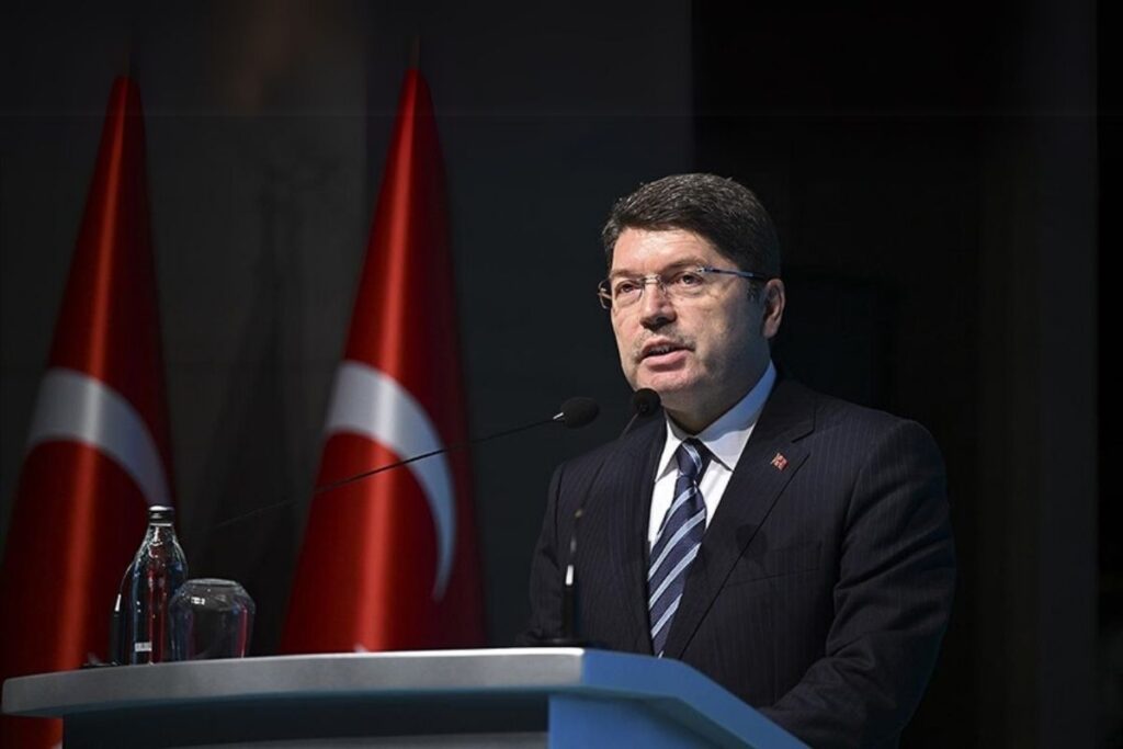adalet bakani yilmaz tunctan ekrem imamoglunun tutuklanmasi hakkinda ilk aciklama siyasi sorusturma demek yanlis OMSsDITM
