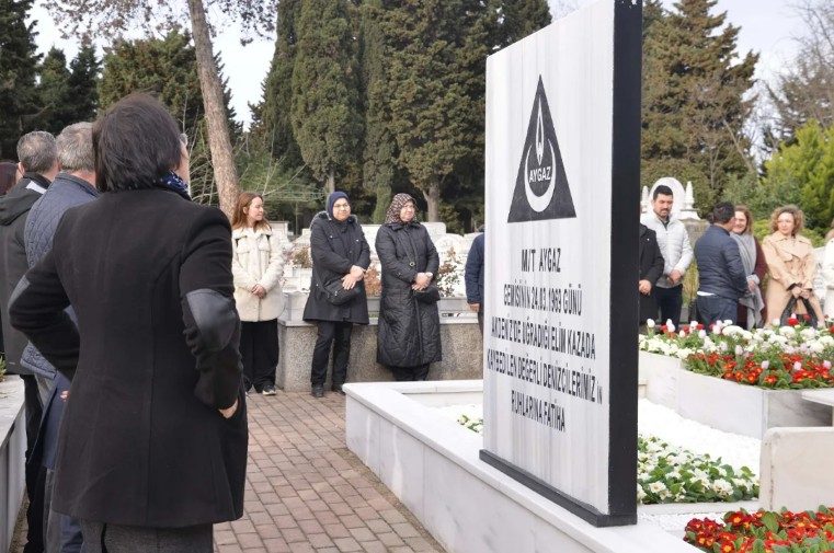 aygaz 56 yil once yasanan deniz kazasinda hayatini kaybeden murettebatini andi 0 W1RHMQtA
