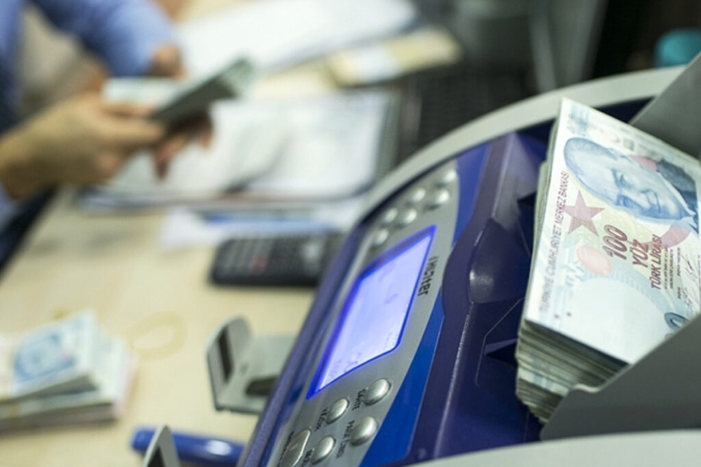 bankacilik sektoru ocak subat doneminde 1182 milyar lira net k r elde etti takipteki alacaklar yuzde gkrpMN4t