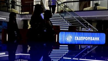 bloomberge konusan ust duzey turk yetkili abd turkiyenin gazprombank muafiyetini mayis ayina kadar uzatti drWxuvpe