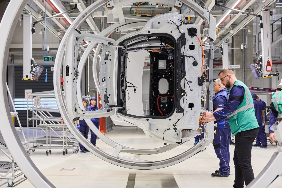 bmw group tasarim direktoru van hooydonk her sey cok yeni olacak 3 YNlNC6vA
