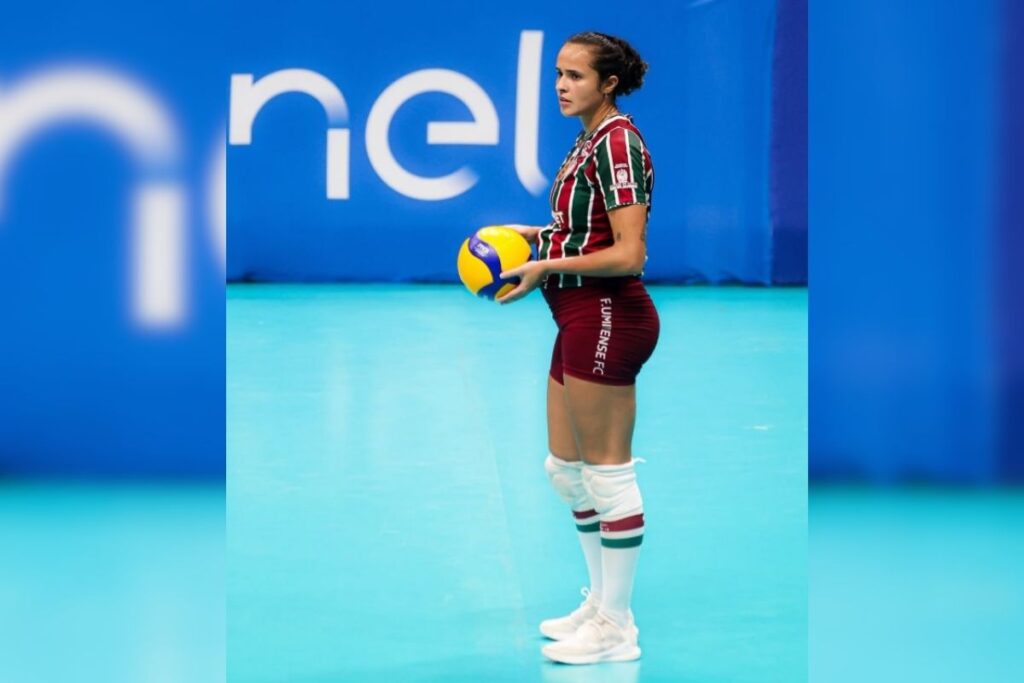 brezilyali voleybolcu priscila heldes 5 aylik hamileyken maca cikti performansi alkis aldi 2kIPk4lY