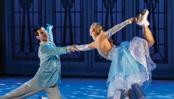 buz pistinde sahnelenen cinderella on ice gosterisi istanbulda sanatseverlerle bulusuyor Nwm2pWIZ