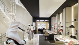chanel italyan ayakkabi ureticisi grey merin cogunluk hissesini aldi sXbSUpcC