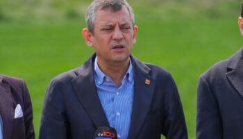 chp genel baskani ozgur ozel marmara cezaevinde tutuklu bulunan ekrem imamoglunu ziyaret etti jHQSKatU