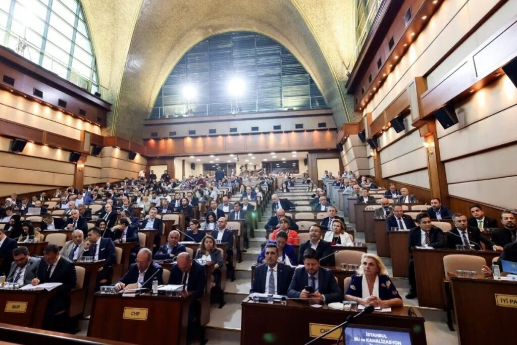 chp grubu ekrem imamoglu gorevinin basina donunceye kadar ibb meclisini terk etmeme karari aldi YsnNt7h3