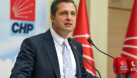 chp parti sozcusu deniz yucel vatandaslara 1400te parti binalarinda bulusma cagrisi yapti SSJweiks