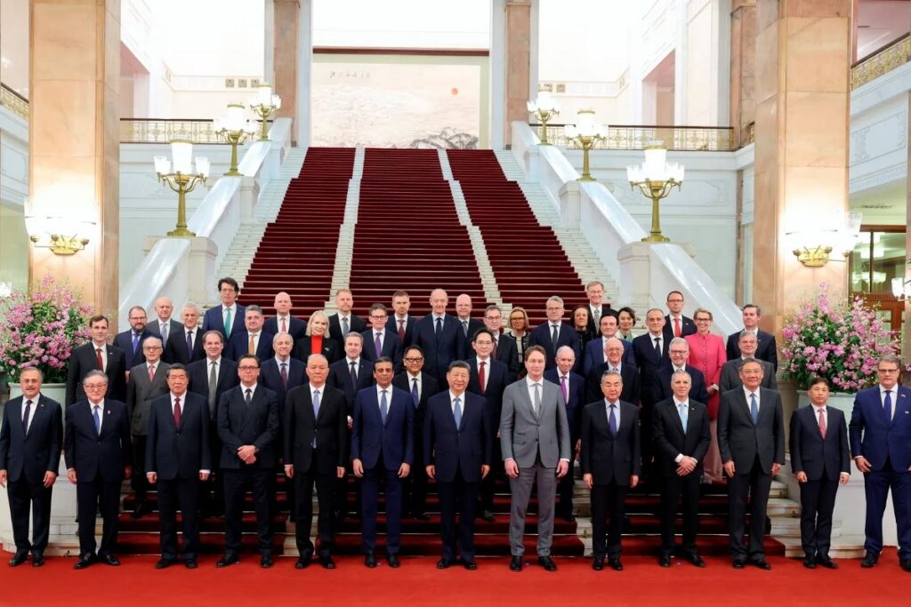 cin devlet baskani jinping dunya devlerinin ceolarini topladikuresel sanayi ve tedarik zincirlerinin istikrarini korumak IJyS9XrH
