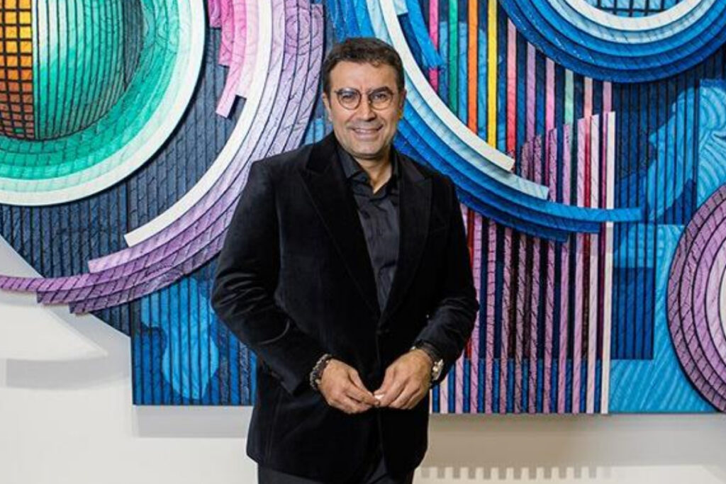 corriere della seranin kultur eki ahmet gunestekini sanatin yildizi olarak kapak konusu yapti XmiAFKgj
