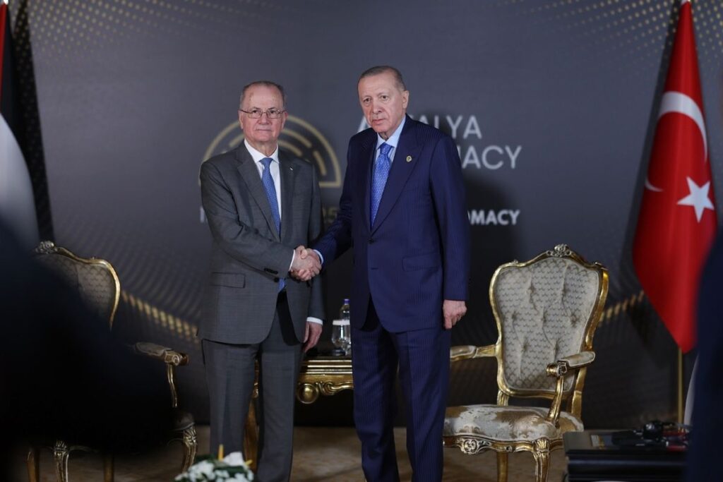 cumhurbaskani erdogan filistin basbakani mustafayi kabuletti GsZ2w8bm