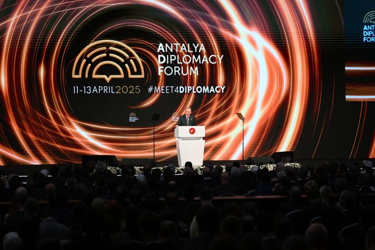 cumhurbaskani erdogan turkiye bu sureci sadece sorunsuz atlatmakla kalmayacak yeni donemin kazananlarindan da biri YYlT95we