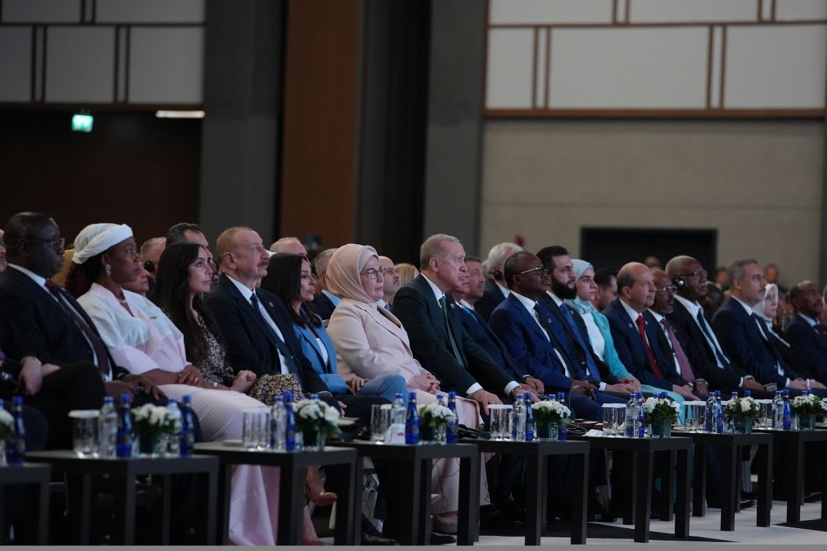 cumhurbaskani erdogan turkiye bu sureci sadece sorunsuz atlatmakla kalmayacak yeni donemin kazananlarindan da biri lTU7FE6T
