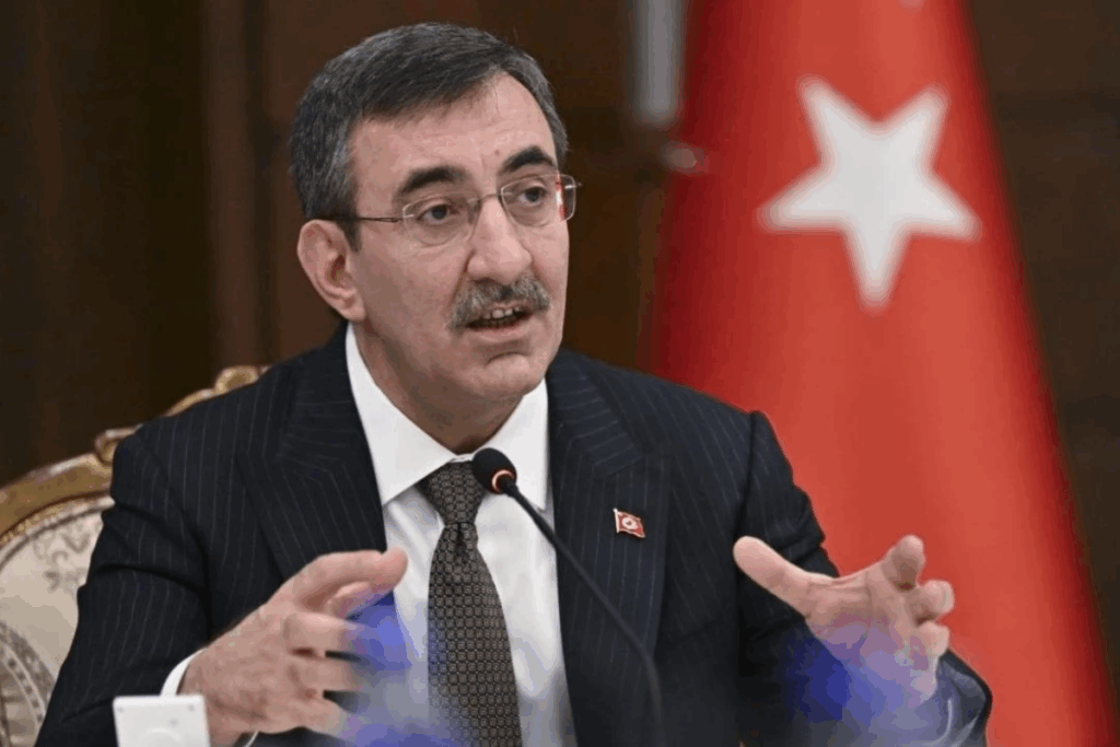 cumhurbaskani yardimcisi cevdet yilmazdan chp lideri ozgur ozele simsek ve cunta tepkisi qqMzJ12x