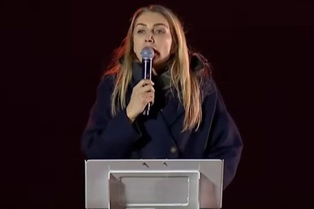 dilek imamoglu asla yilmayacagiz kabullenirsek demokrasi olur TdlZvLWs