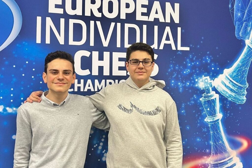 ediz gurel ve yagiz kaan erdogmustan satrancta buyuk basari 2025 dunya kupasina katilmaya hak YHGAjQDv