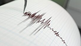 ege denizinde 45 buyuklugunde deprem cbpO24IS