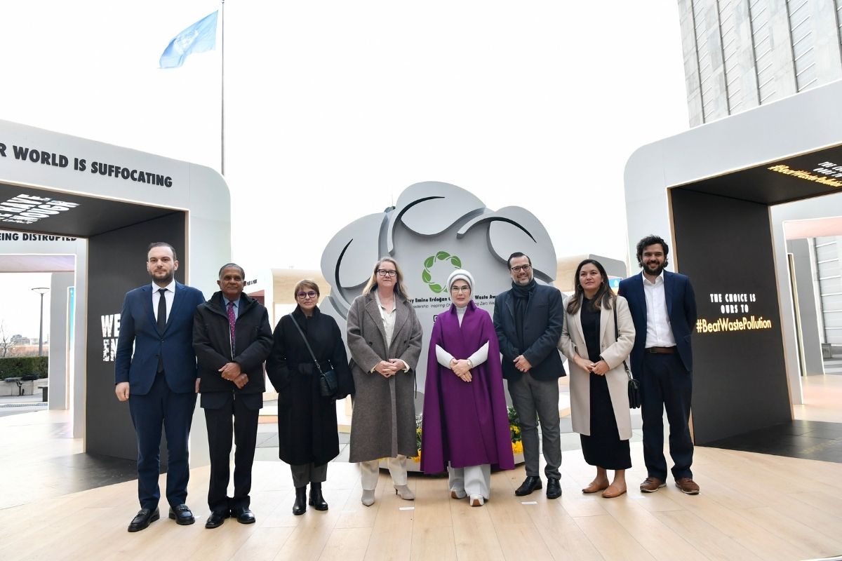 emine erdogan bmdeki sifir atik enstelasyon sergisini ziyaret etti bu bir cozum cagrisi 1 YPmQmVuB