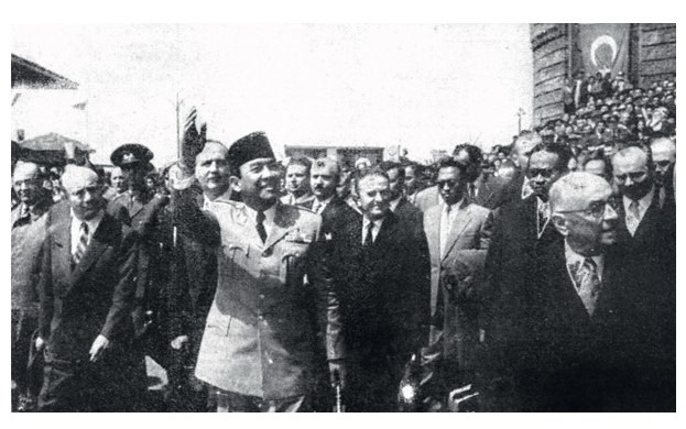 endonezyanin 119 yillik turk vefasi turk adi ve ozellikle ataturk adi bizim hafizalarimizda civi NQVM7v4Z