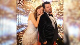 eser yenenlerden esi berfuya ilginc 30uncu yas hediyesi mldDTURy