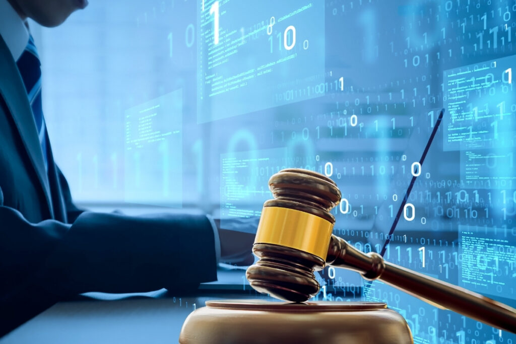 ev sahibi kiracisini evden cikarmak icin sahte hesaplar acti ve telefonunu paylasti mahkeme 2 WEblsGL6