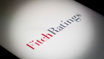 fitch tarifelerin abdde resesyon risklerini onemli olcude artirdigini acikladi 1ysrebiC