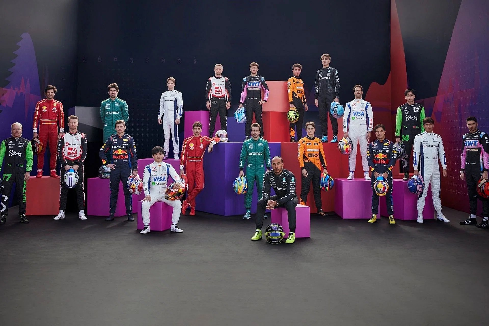 formula 1 pilotlari moda dunyasinda da pistteki kadar hizli cikti 1 TGmViEmv