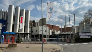 fransiz gida ureticisi danone almanyadaki en buyuk fabrikasini kapatmaya hazirlaniyor 230 calisan etkilenecek qeKzqpBS