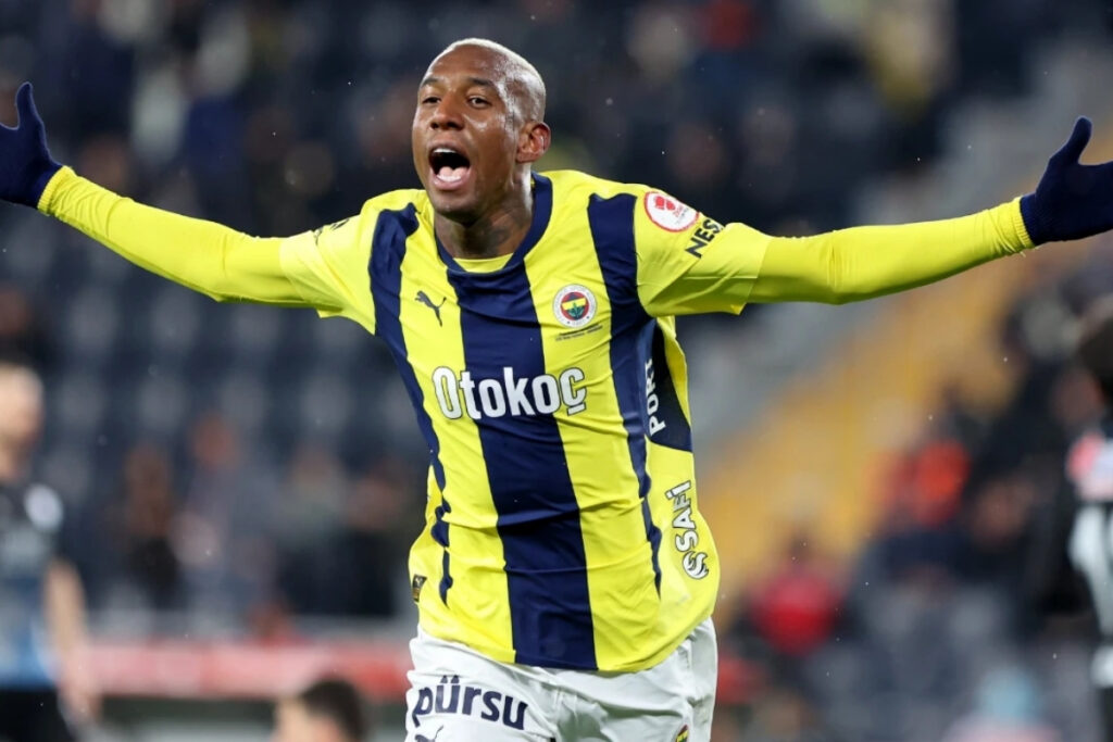 frikik ustasi talisca her idman sonrasi 50 sutla formunu koruyor ZnD5TCV6