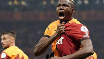 galatasaray gol kralliginda zirvede yer alan victor osimhen icin napoliye 65 milyon euro teklif iERBUJZH