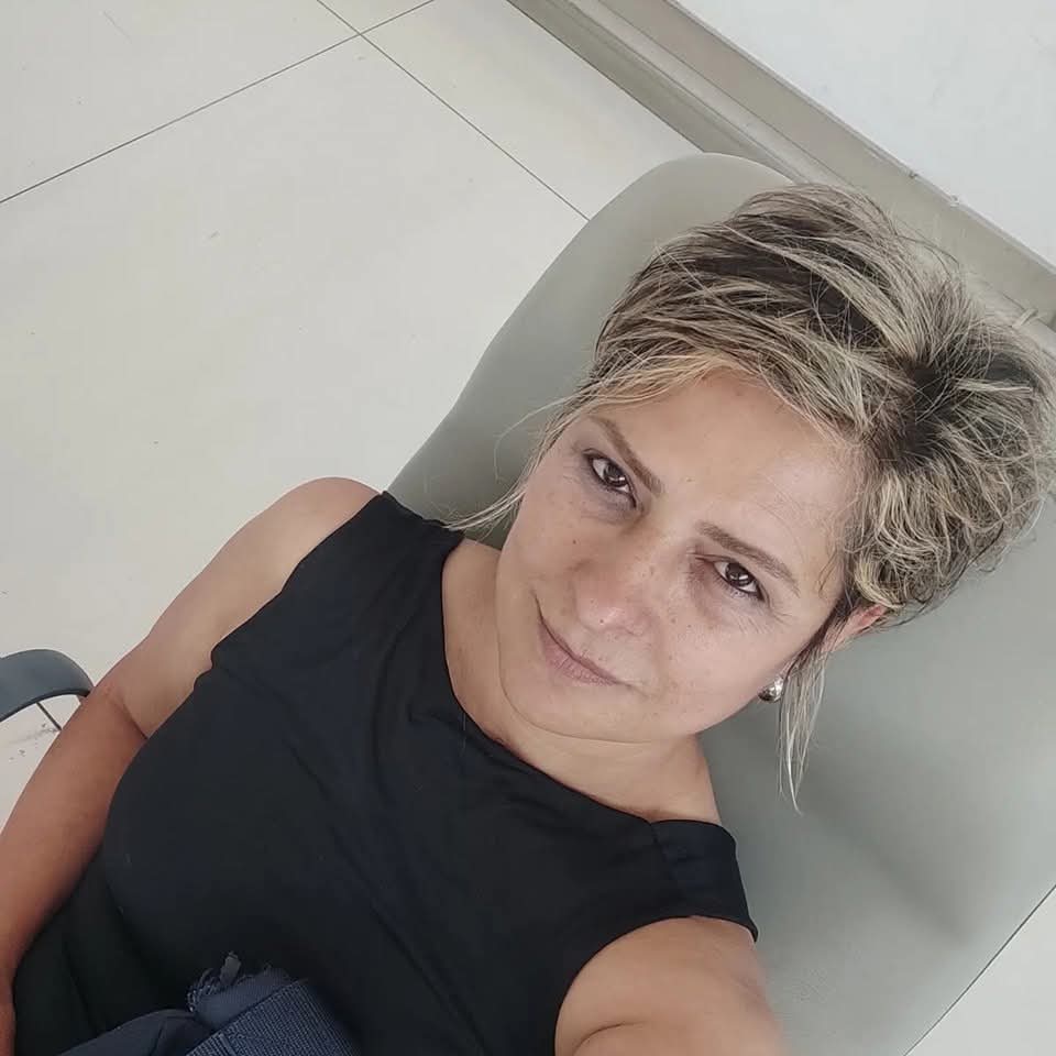 gazeteci birgul tasdemir beyin kanamasi sonrasi yasam mucadelesi veriyor can dostlari onu bekliyor 1 7bAI15jW