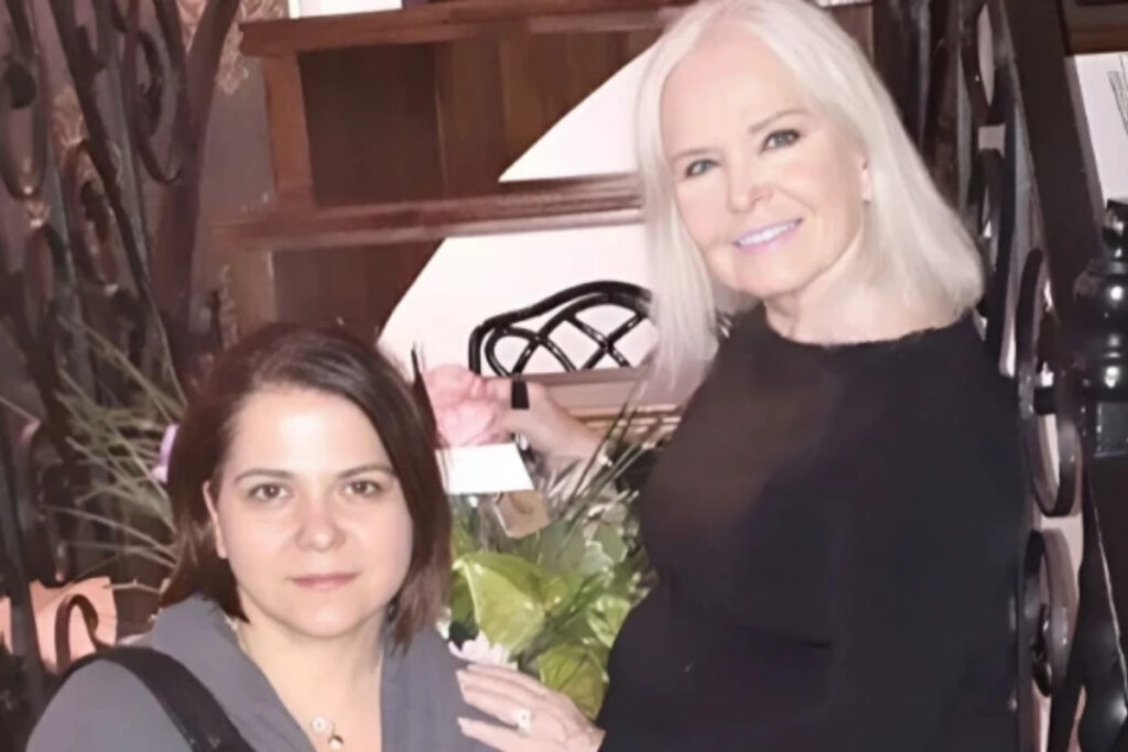gonul yazar kizi yasemin ile arasindaki gerilimi acikladi ejvjLATH