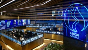 gunun ilk yarisi pozitif olan borsa istanbul gunu deger kaybederek tamamladi NBYI9jrS
