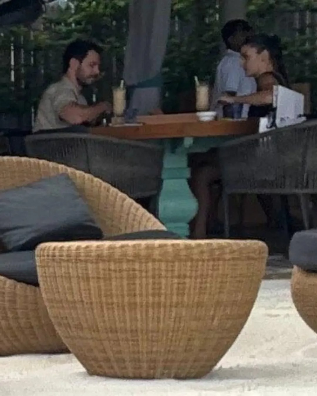 hande ercel ve hakan sabanci cifti maldivler tatilinden dondu 1 Pr2Be8v9