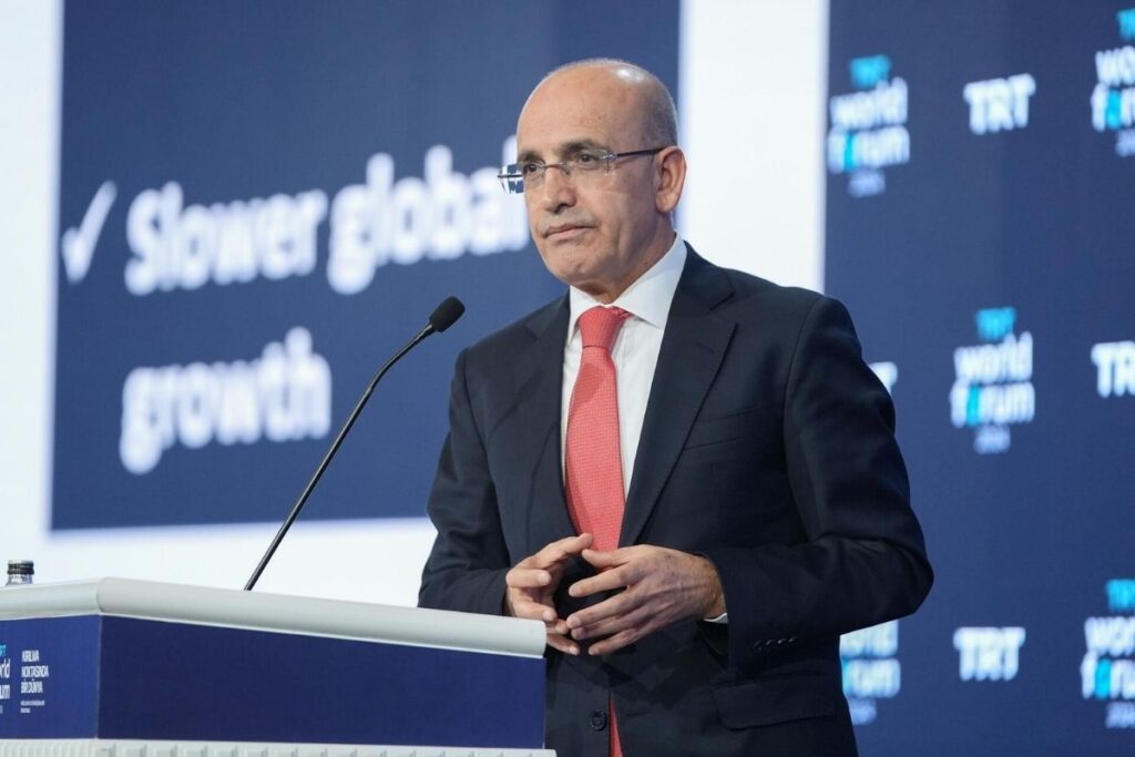 hazine ve maliye bakani mehmet simsek ulkemizin gorece dusuk tarife orani bazi sektorlerde mukayeseli pBwAq7ll