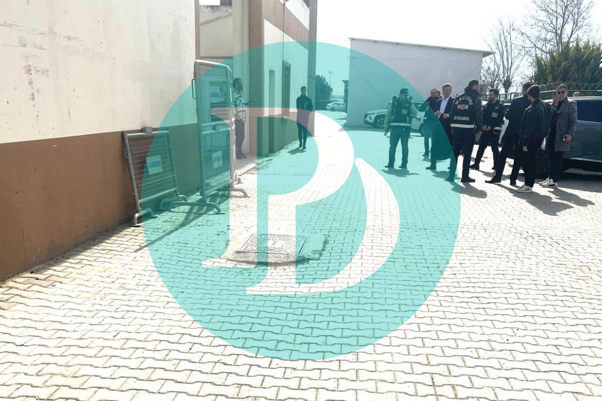 ibb baskani ekrem imamoglunun silivrideki marmara kapali ceza infaz kurumuna girerken cekilen son fotografi J7hsTJEd