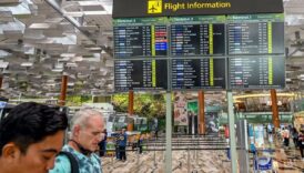ingilterenin en buyuk havalimani trafoda cikan yangin sebebiyle kapatildi 120 ucagin rotasi degisti 5VKAM2N7