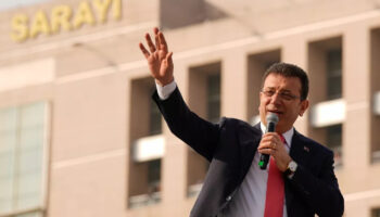 istanbul buyuksehir belediye baskani ekrem imamoglu tutuklandi cM6yX3Pn