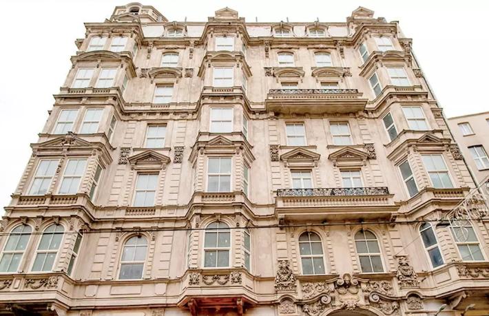 istanbulda cok sayida otel isleten gevrekli turizm ve tarihi rumeli han turizm sirketleri icin DeY52FyR