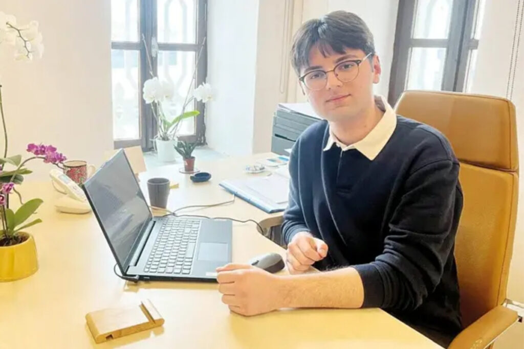 kabatas liseli genc cemil turkun ekonomi makalesine harvard odulu dgMhVHhi