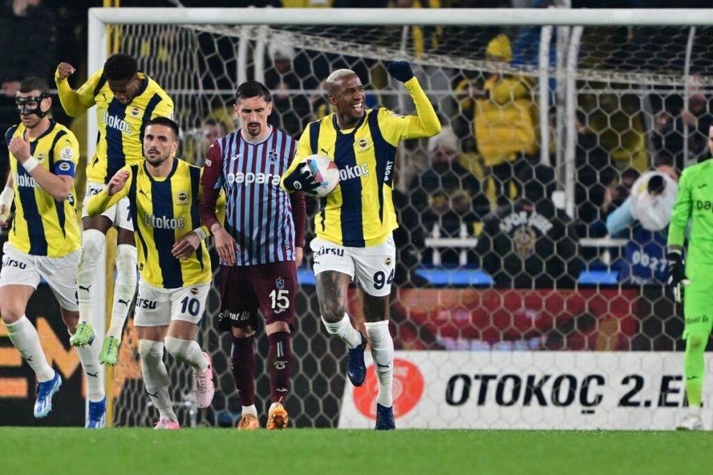 kadikoyde talisca firtinasi fenerbahce trabzonsporu 4 1 yendi 5YxStB2x