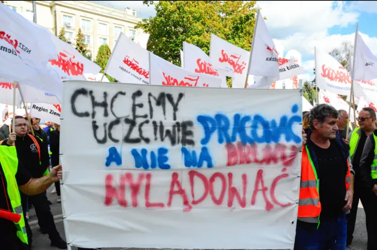 koc holding polonyadaki fabrikasini satmaya hazirlaniyor 0 rglszmmD