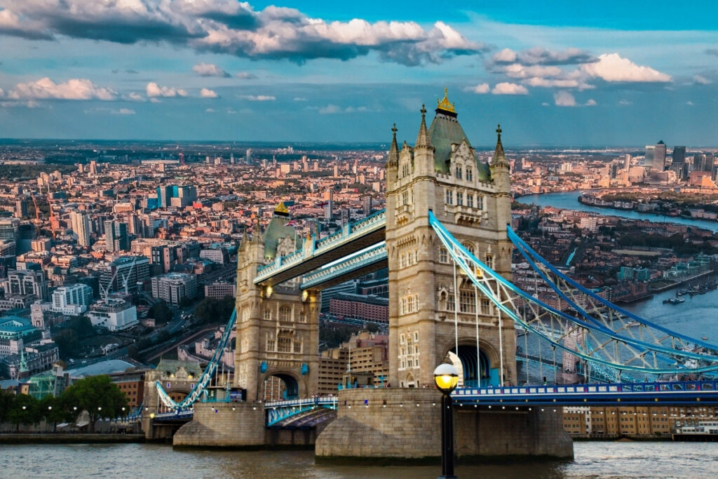 londra turk markalarinin globallesmeye basladigi ilk durak olmaya devam ediyor iskender elvis ve kismet PfX22zUH