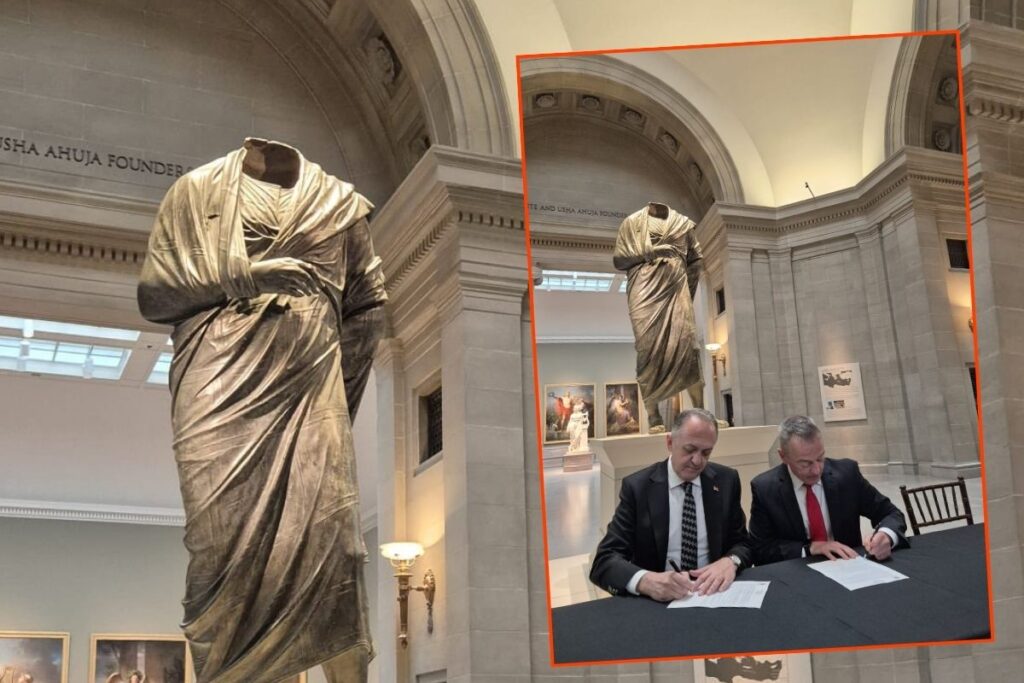 marcus aurelius heykeli resmen turkiyeye iade edildi mjlrEMQc